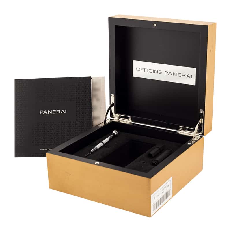 Panerai Luminor GMT PAM01033